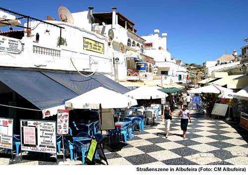 Albufeira, Ferienort an der Algarve, Strassenszene