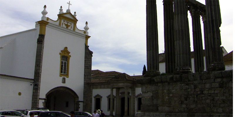 Evora Sehenswürdigkeit Tempel