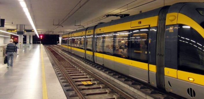 METRO in PORTO | Infos, Preise 2024 | Reiseführer [ Karte]