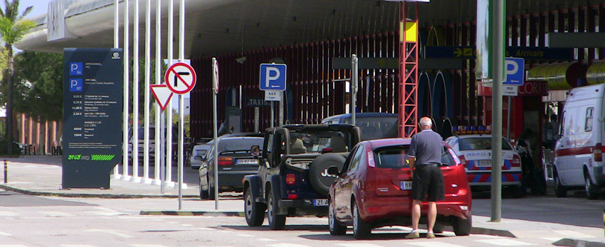 Flughafen Faro Parkhaus Parkplatz Gebühren Kosten
